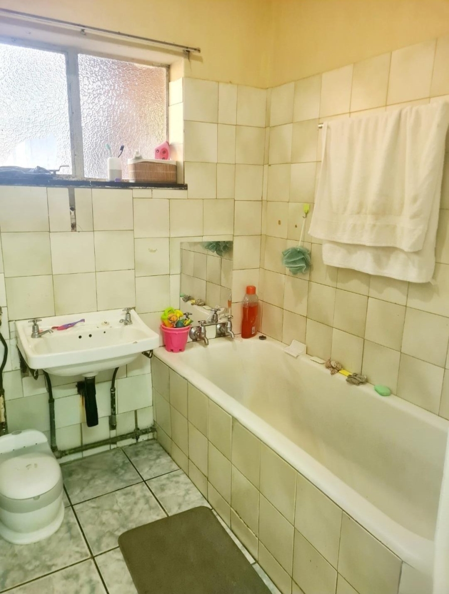 3 Bedroom Property for Sale in Vanderbijlpark Cw 6 Gauteng