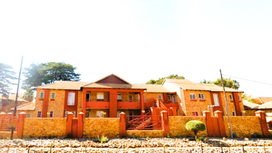 2 Bedroom Property for Sale in Die Hoewes Gauteng