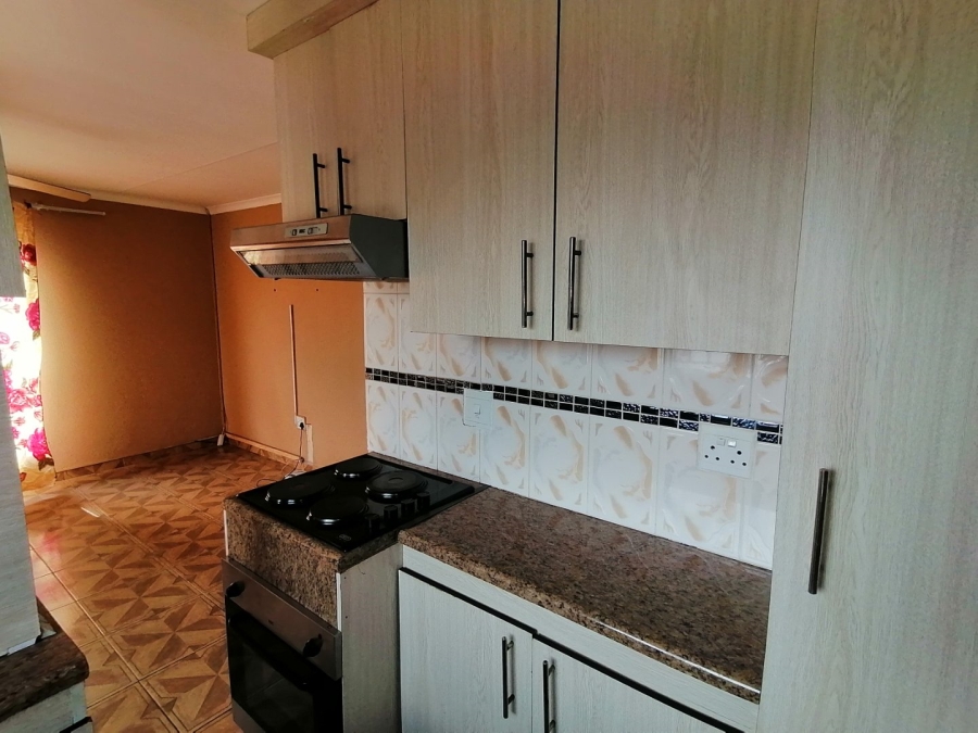 To Let 2 Bedroom Property for Rent in Soshanguve East Gauteng