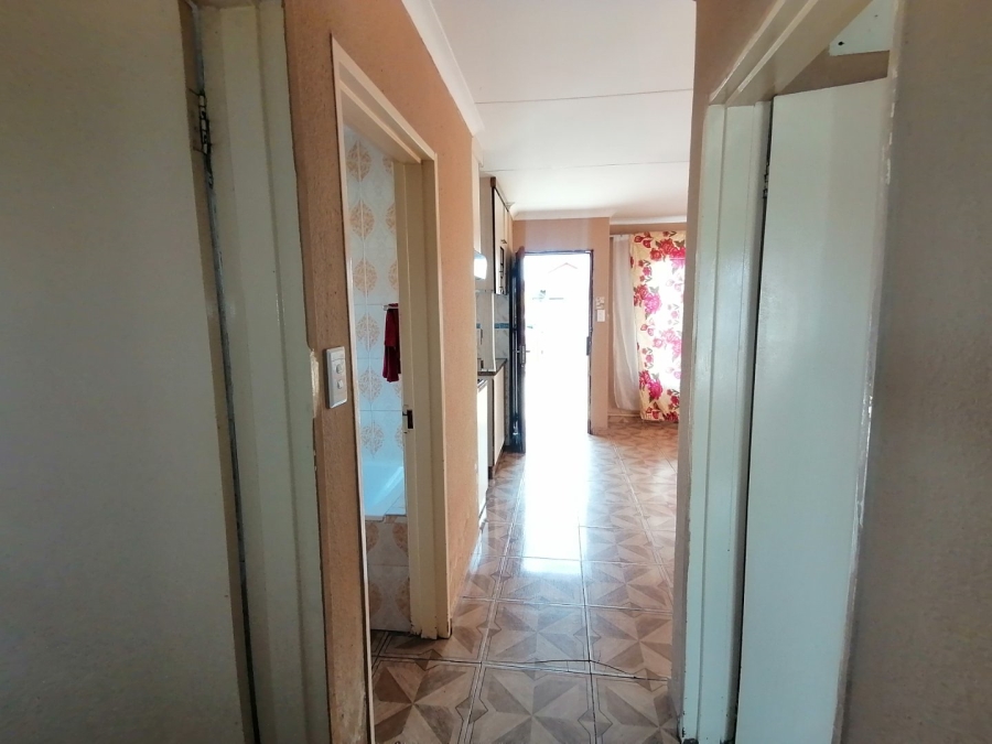 To Let 2 Bedroom Property for Rent in Soshanguve East Gauteng