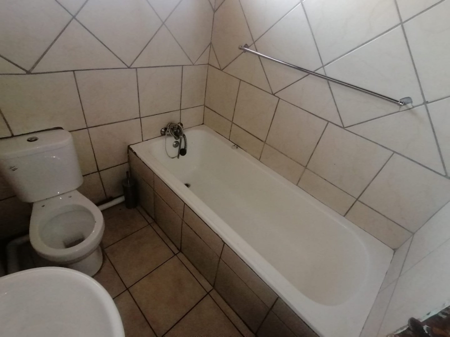 To Let 2 Bedroom Property for Rent in Soshanguve H Gauteng