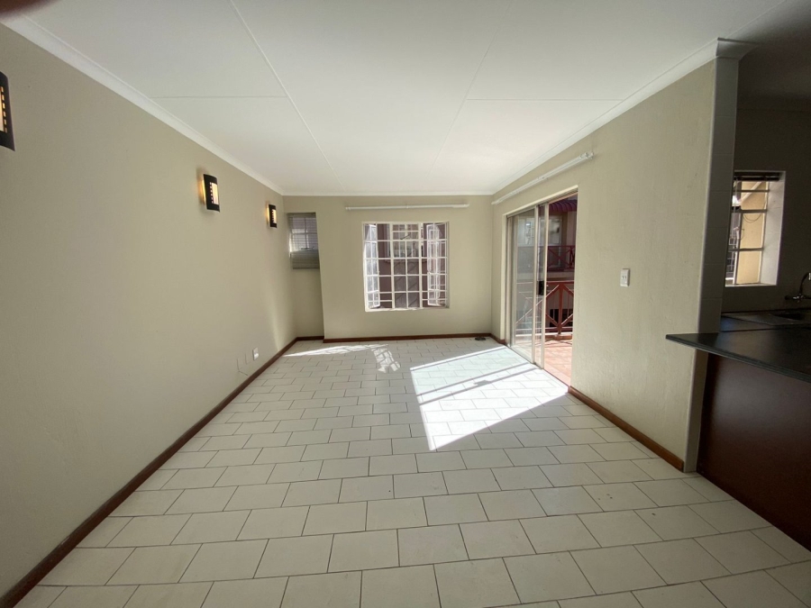2 Bedroom Property for Sale in Corlett Gardens Gauteng