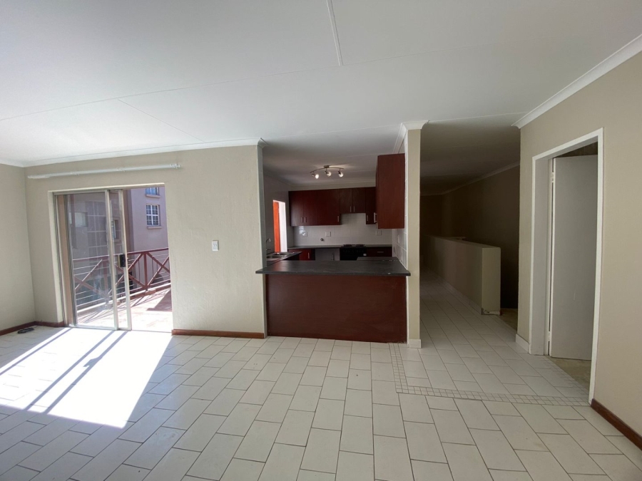 2 Bedroom Property for Sale in Corlett Gardens Gauteng