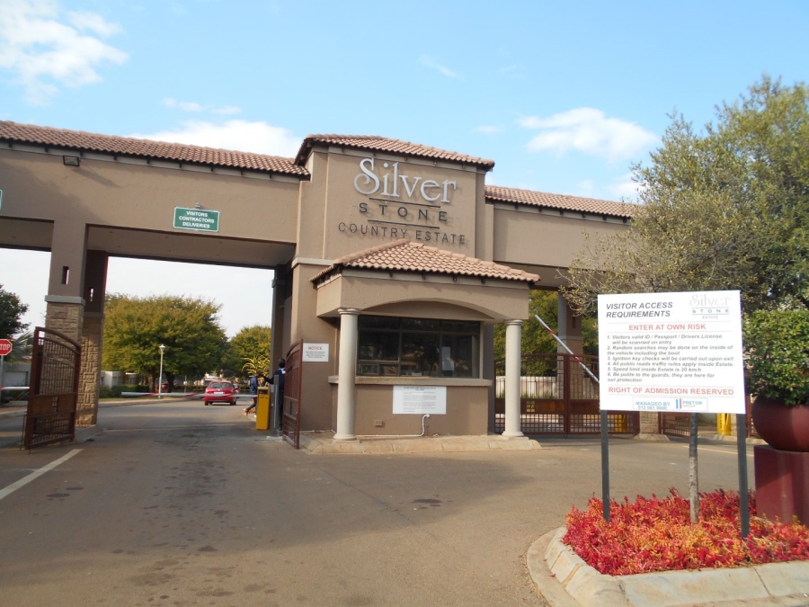 To Let 5 Bedroom Property for Rent in Monavoni Gauteng