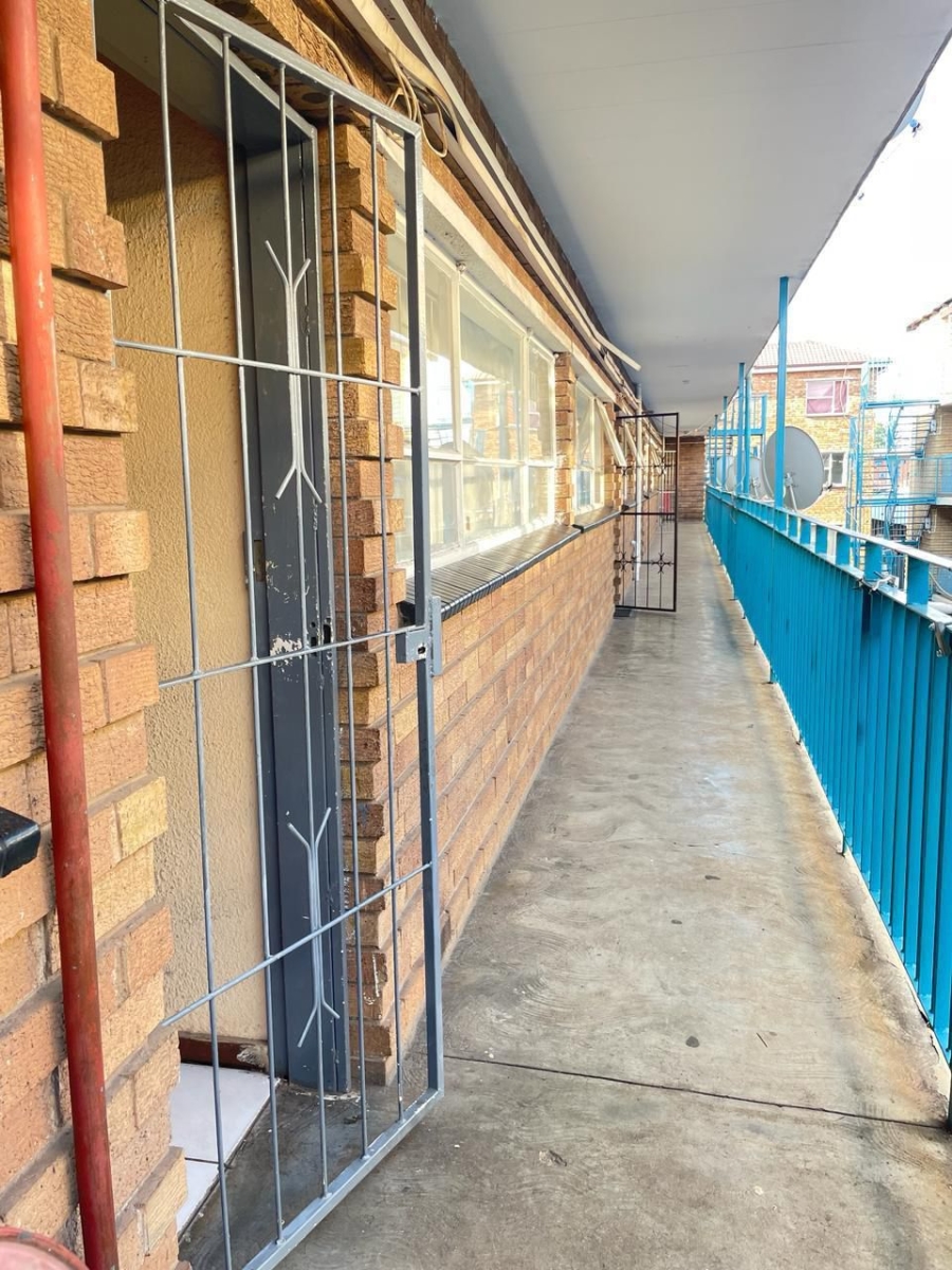 2 Bedroom Property for Sale in Kempton Park Central Gauteng