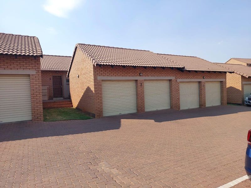 To Let 3 Bedroom Property for Rent in Sagewood Gauteng