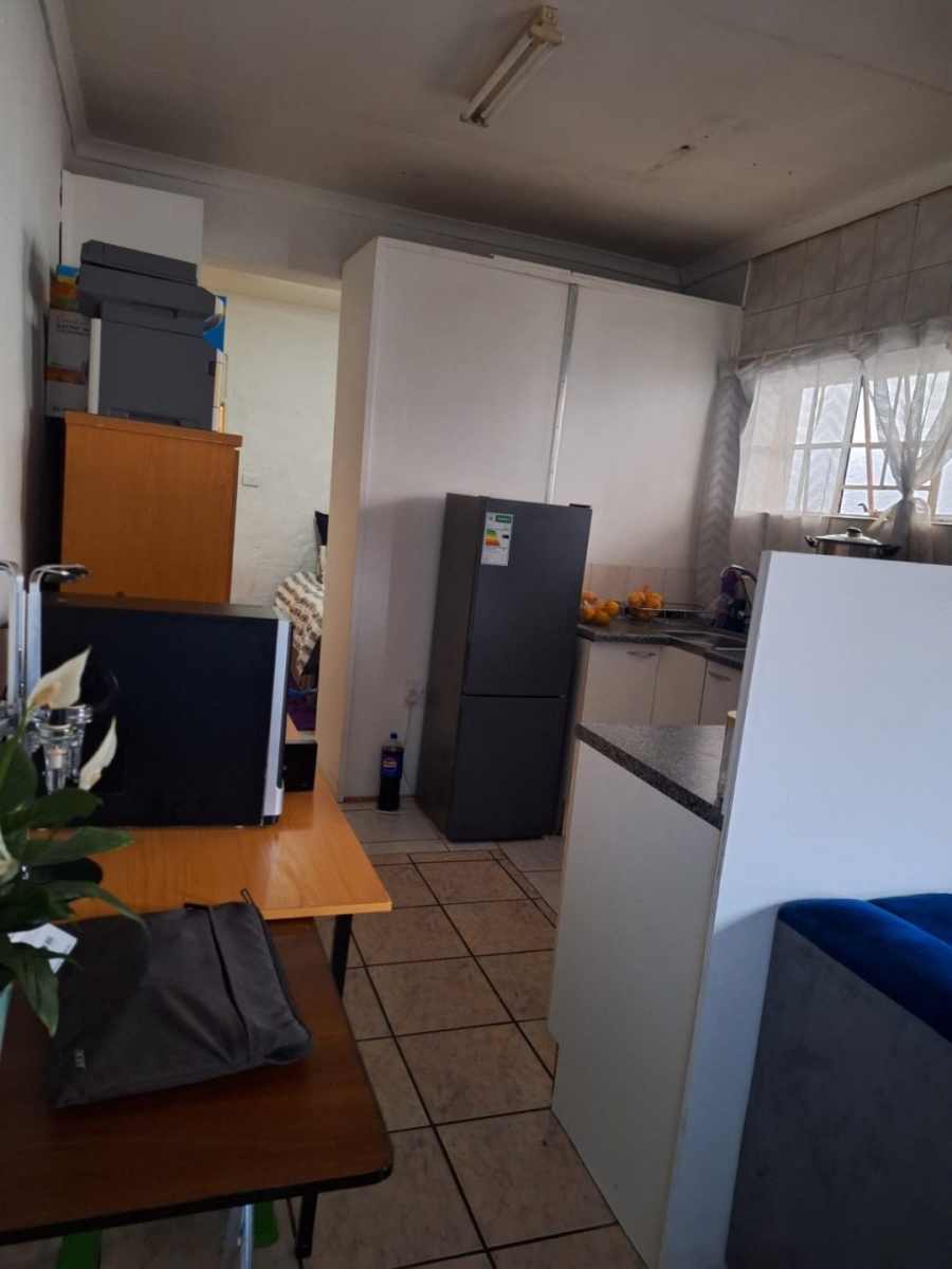 To Let 1 Bedroom Property for Rent in Croydon Gauteng