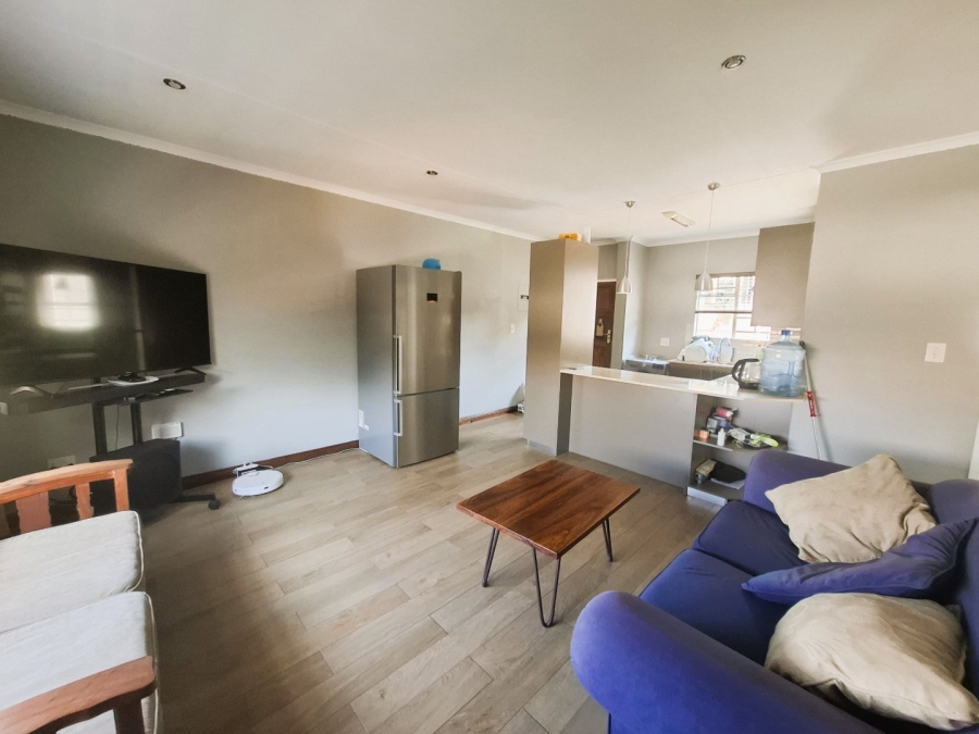 To Let 2 Bedroom Property for Rent in Monument Park Gauteng