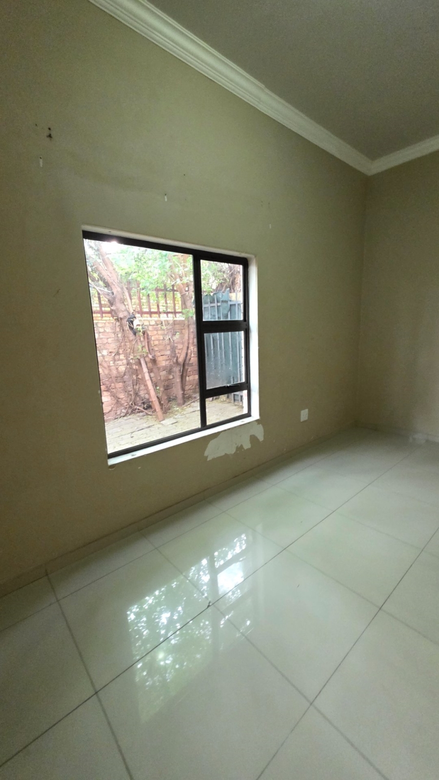 To Let 3 Bedroom Property for Rent in Erasmia Gauteng