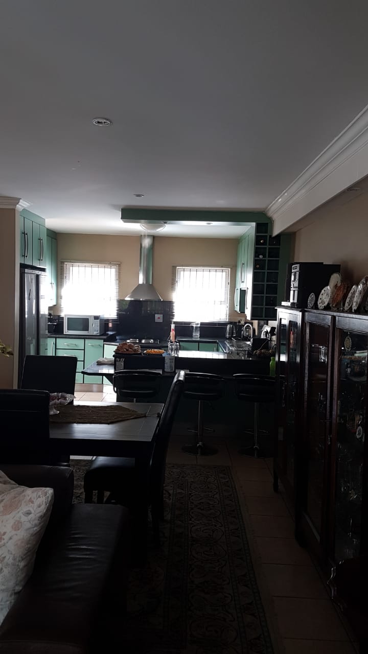 3 Bedroom Property for Sale in Bruma Gauteng