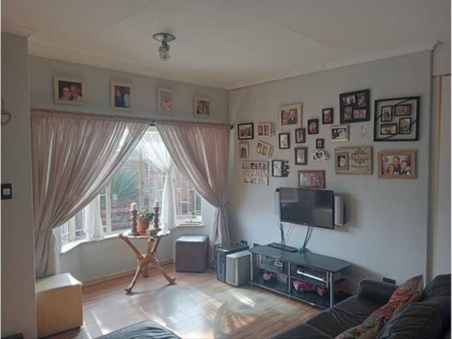 2 Bedroom Property for Sale in Norkem Park Gauteng