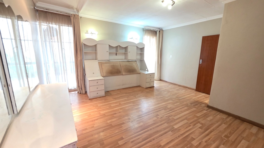 To Let 3 Bedroom Property for Rent in Laudium Gauteng