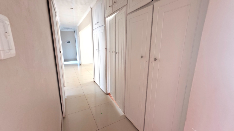 To Let 3 Bedroom Property for Rent in Laudium Gauteng