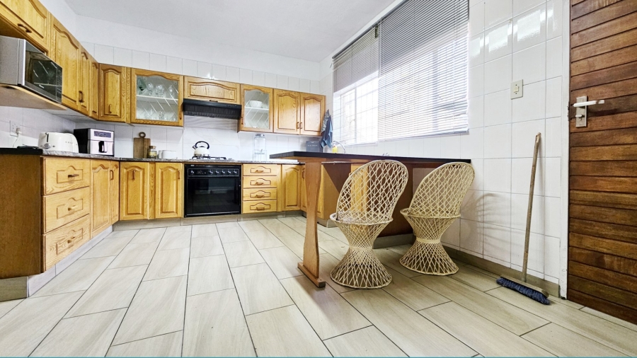3 Bedroom Property for Sale in Three Rivers Proper Gauteng