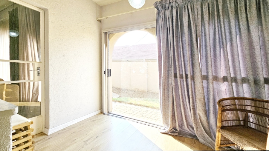 3 Bedroom Property for Sale in Three Rivers Proper Gauteng