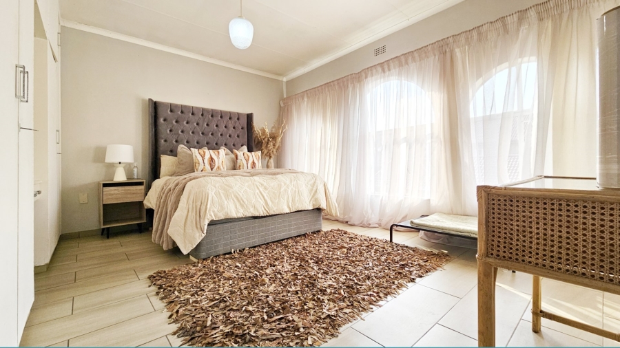 3 Bedroom Property for Sale in Three Rivers Proper Gauteng