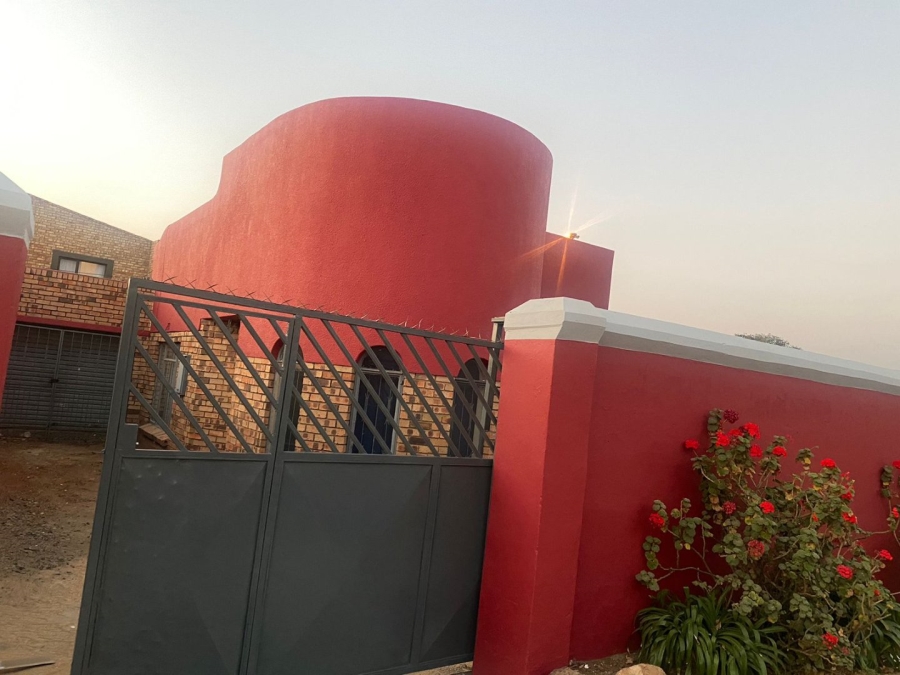 To Let  Bedroom Property for Rent in Pimville Zone 7 Gauteng