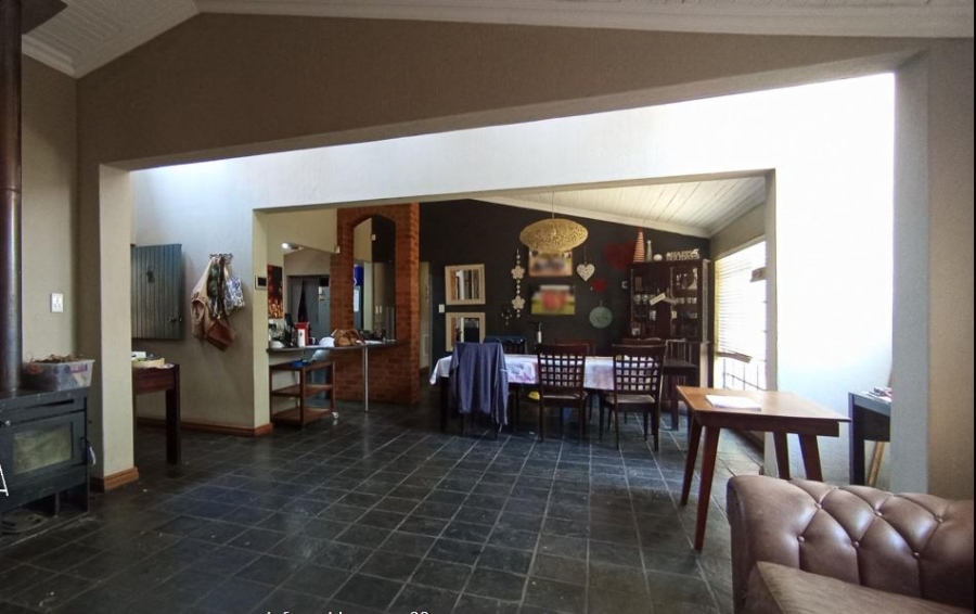 4 Bedroom Property for Sale in Eldoraigne Gauteng