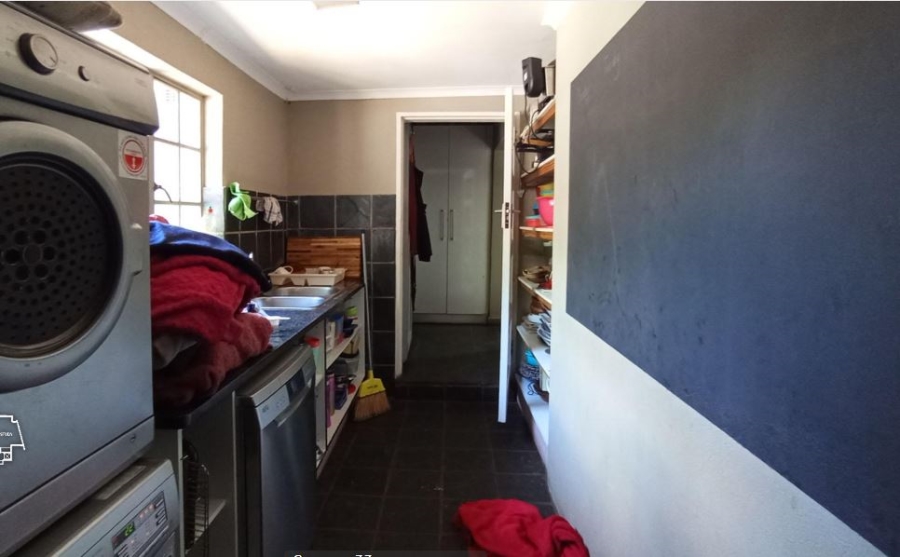 4 Bedroom Property for Sale in Eldoraigne Gauteng