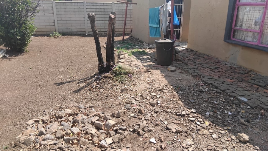 2 Bedroom Property for Sale in Ga-Rankuwa Unit 23 Gauteng