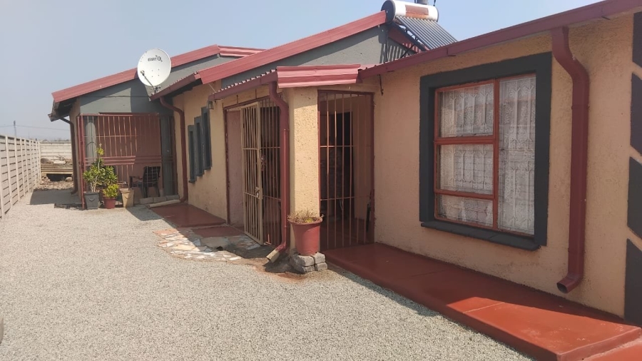 2 Bedroom Property for Sale in Ga-Rankuwa Unit 23 Gauteng