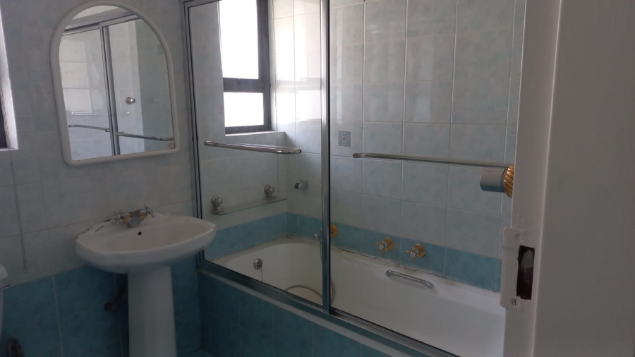 To Let 2 Bedroom Property for Rent in Ridgeway Gauteng