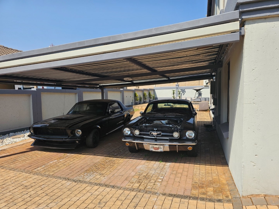 4 Bedroom Property for Sale in Montana Gauteng
