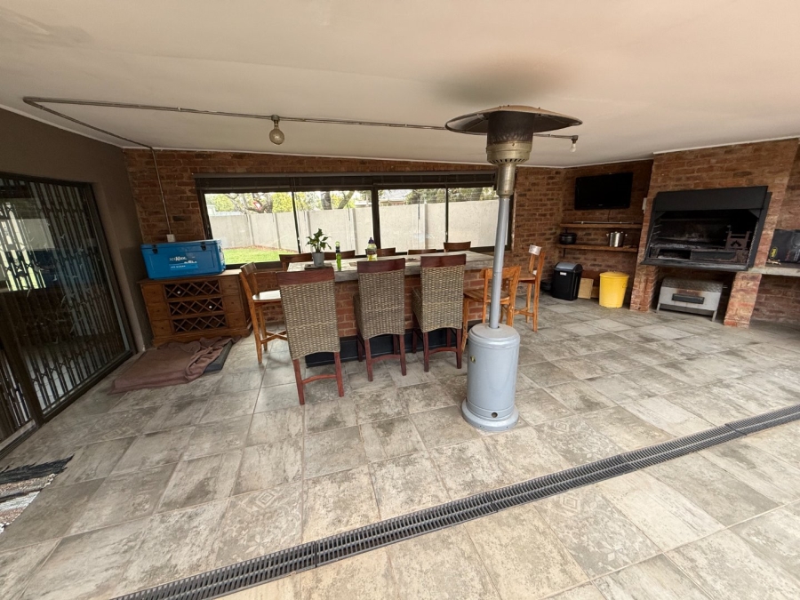 4 Bedroom Property for Sale in Doringkloof Gauteng