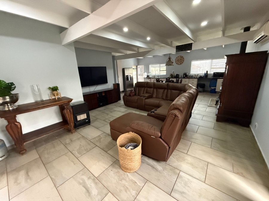 4 Bedroom Property for Sale in Doringkloof Gauteng