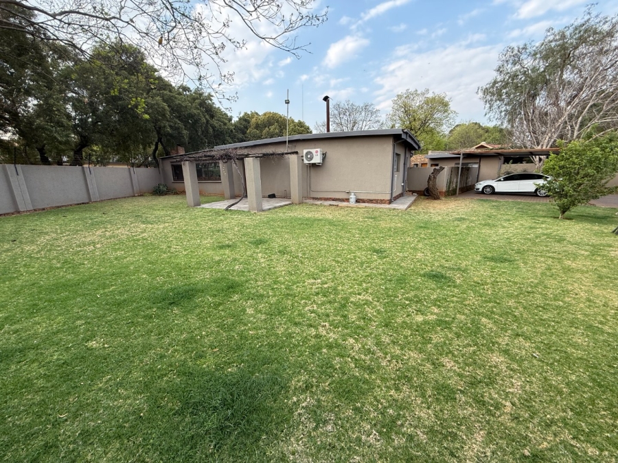 4 Bedroom Property for Sale in Doringkloof Gauteng