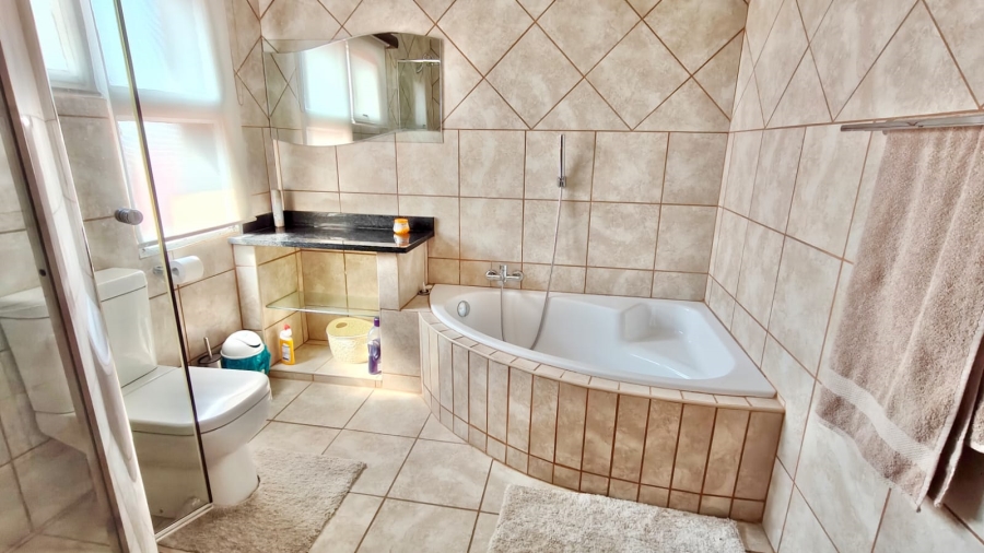 3 Bedroom Property for Sale in Vaal Marina Gauteng