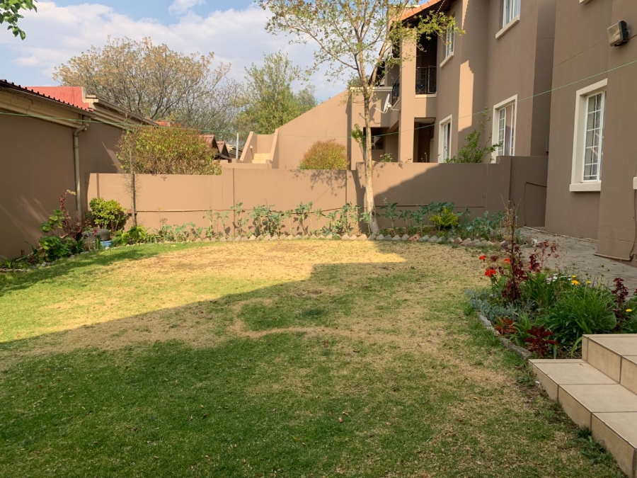 To Let 2 Bedroom Property for Rent in Halfway Gardens Gauteng