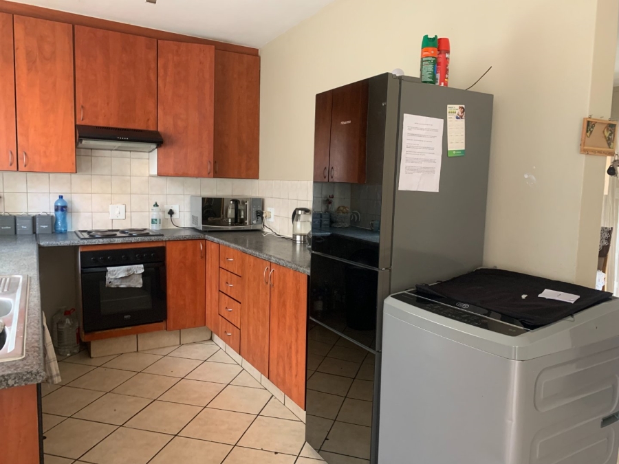 To Let 2 Bedroom Property for Rent in Halfway Gardens Gauteng
