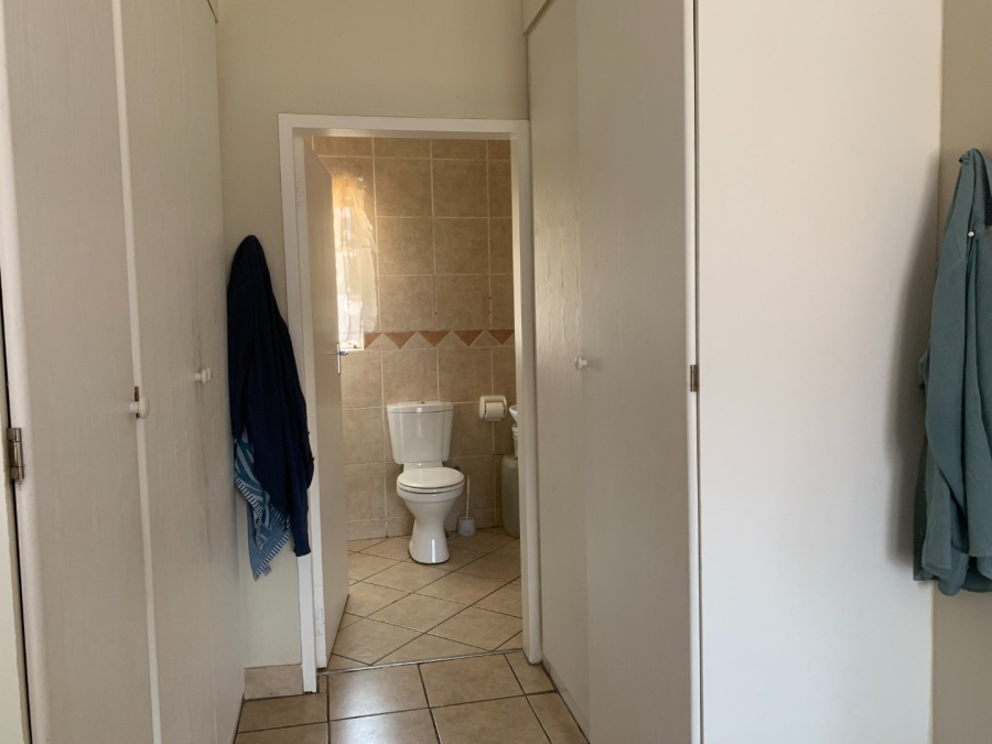 To Let 2 Bedroom Property for Rent in Halfway Gardens Gauteng
