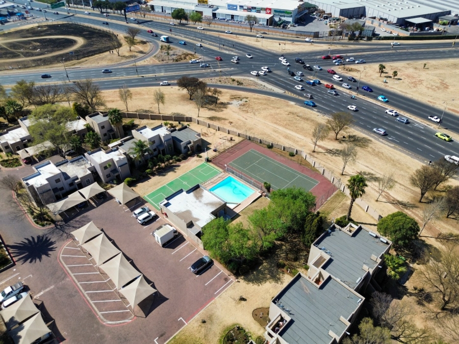 To Let 2 Bedroom Property for Rent in New Market Park Gauteng