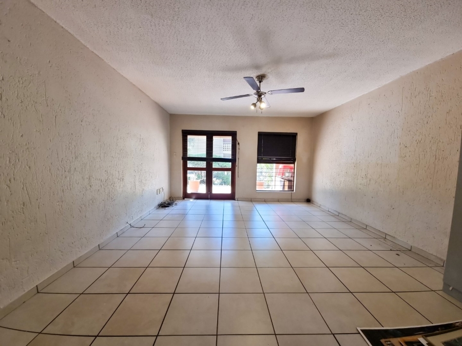 To Let 2 Bedroom Property for Rent in New Market Park Gauteng