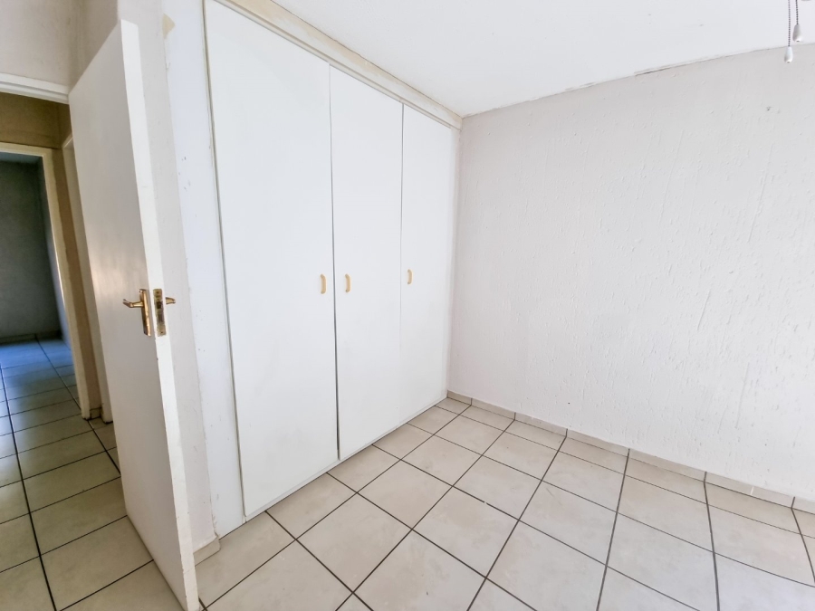 To Let 2 Bedroom Property for Rent in New Market Park Gauteng
