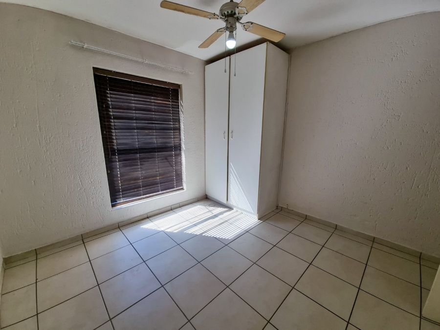To Let 2 Bedroom Property for Rent in New Market Park Gauteng