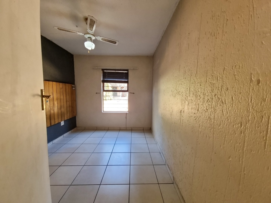 To Let 2 Bedroom Property for Rent in New Market Park Gauteng
