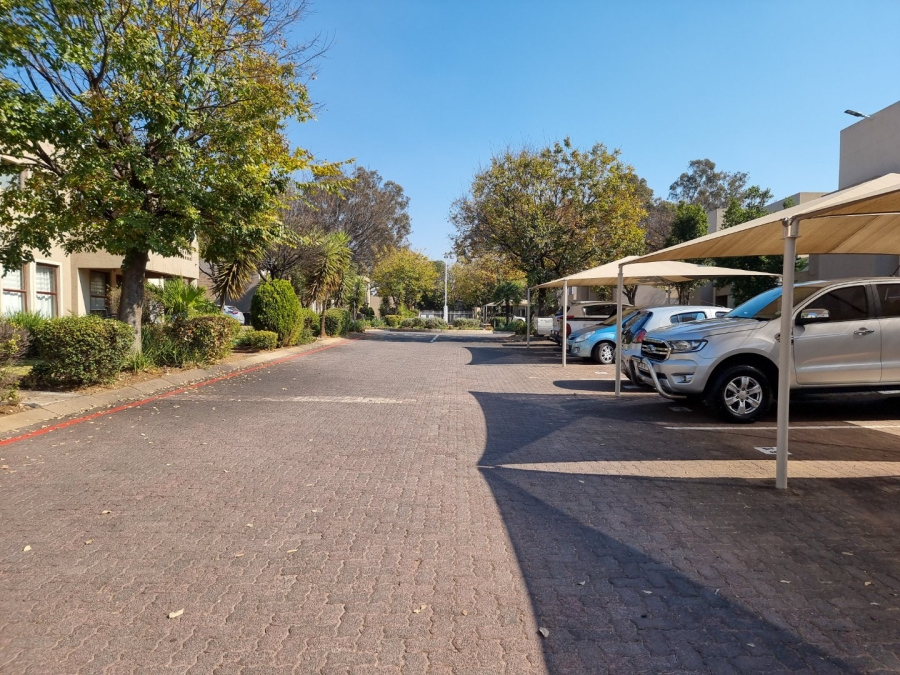 To Let 2 Bedroom Property for Rent in New Market Park Gauteng