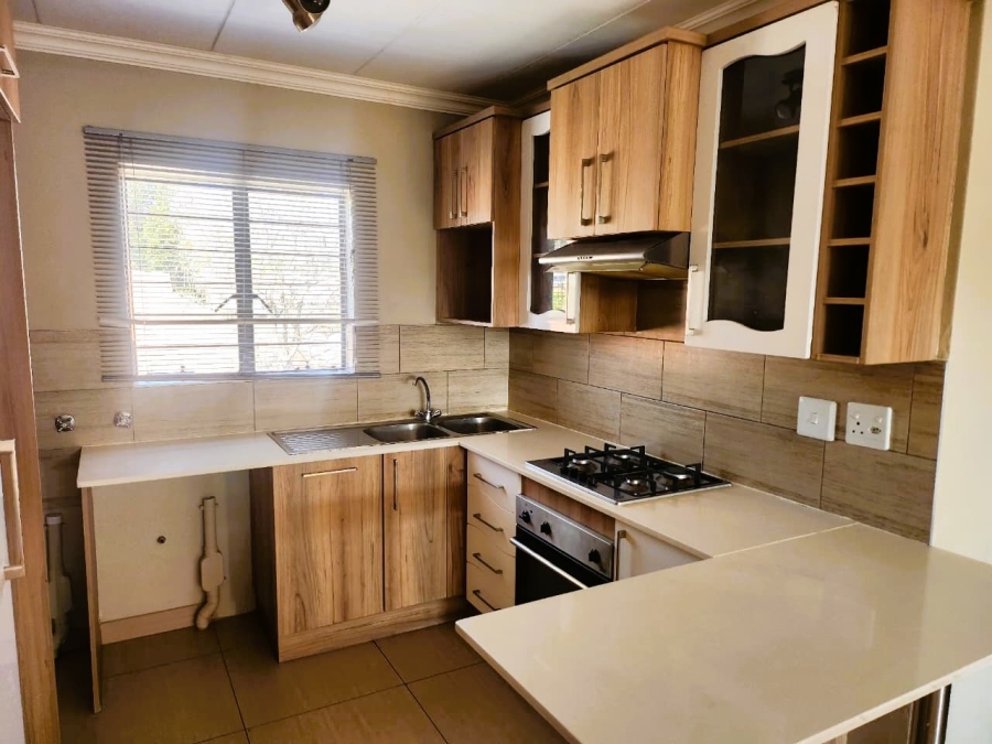 To Let 3 Bedroom Property for Rent in Andeon Gauteng