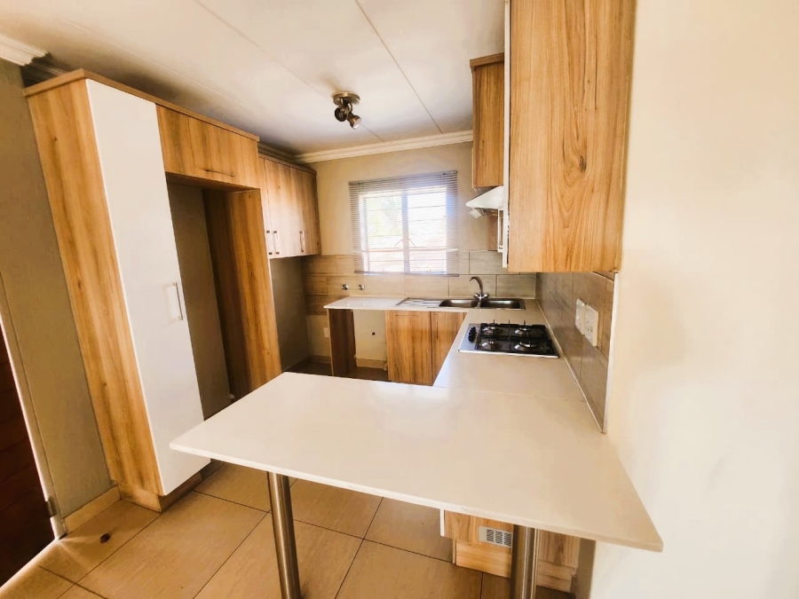 To Let 3 Bedroom Property for Rent in Andeon Gauteng