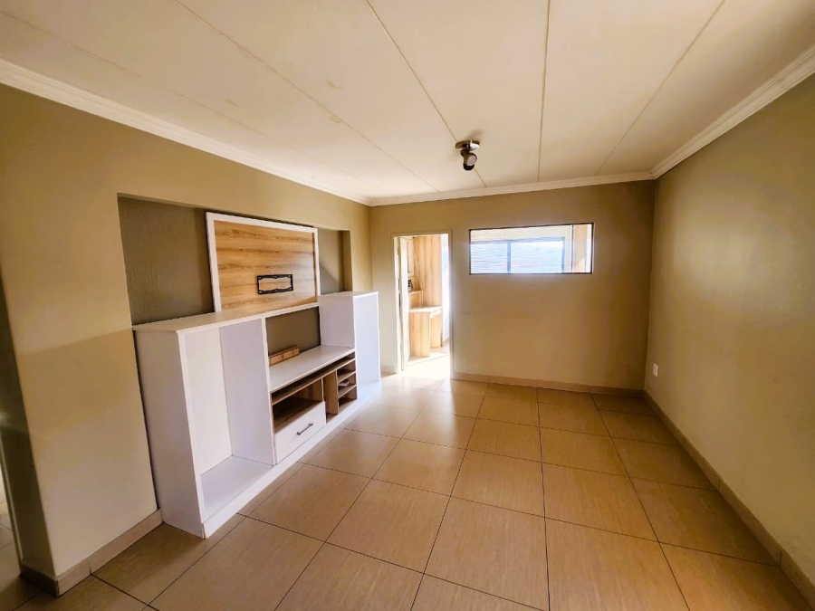 To Let 3 Bedroom Property for Rent in Andeon Gauteng