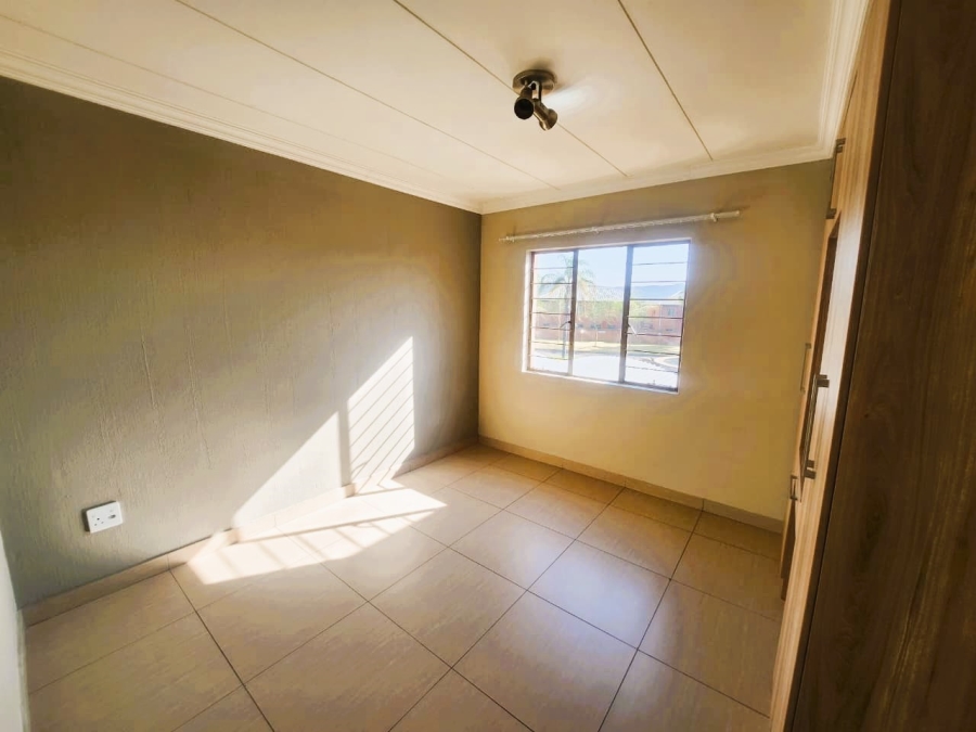 To Let 3 Bedroom Property for Rent in Andeon Gauteng