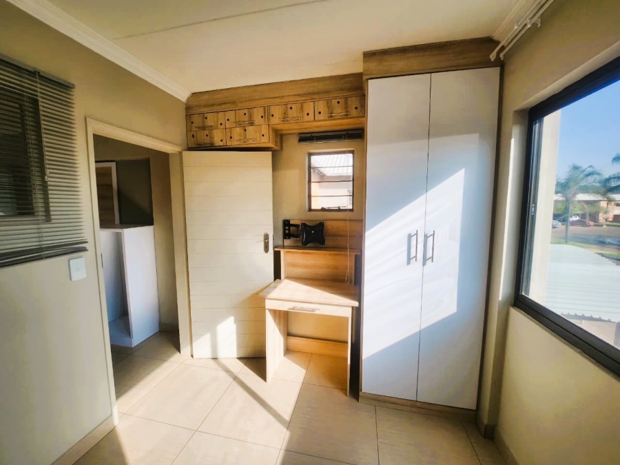 To Let 3 Bedroom Property for Rent in Andeon Gauteng