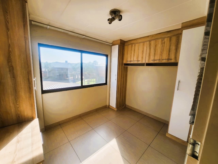 To Let 3 Bedroom Property for Rent in Andeon Gauteng