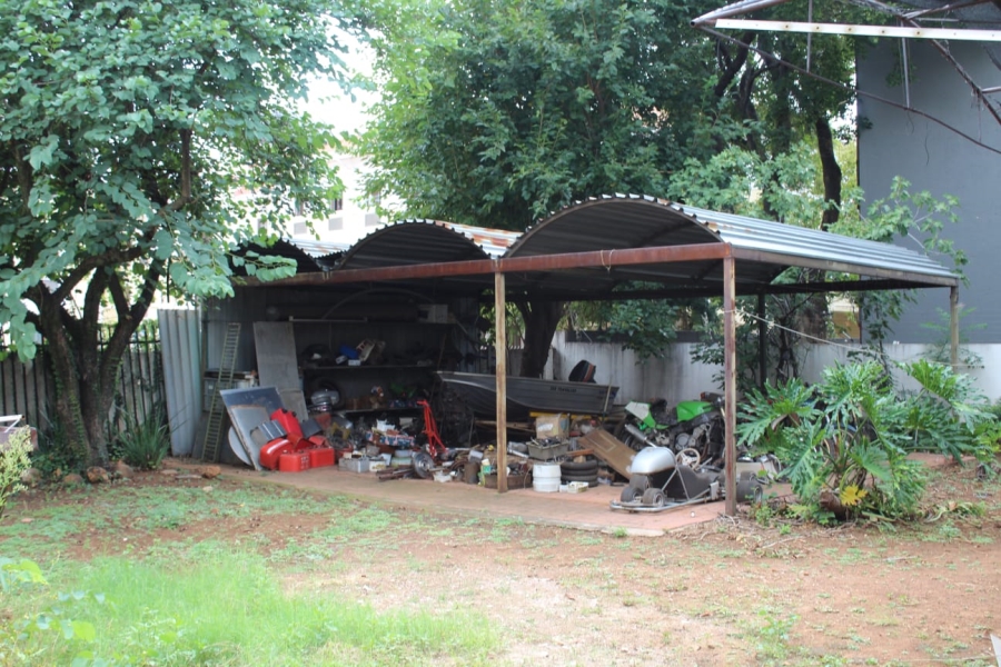 5 Bedroom Property for Sale in Hatfield Gauteng