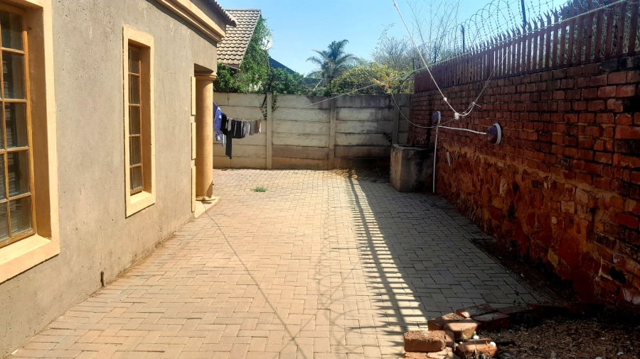 3 Bedroom Property for Sale in Elandspoort Gauteng