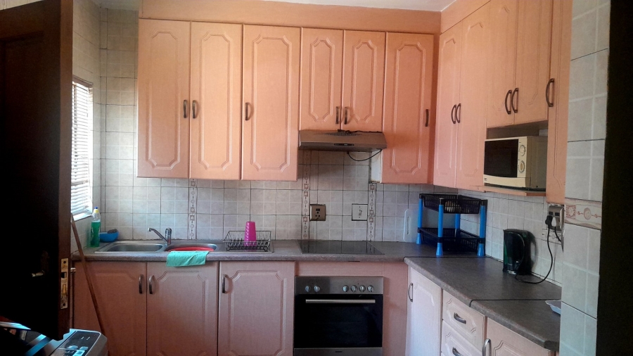 3 Bedroom Property for Sale in Elandspoort Gauteng