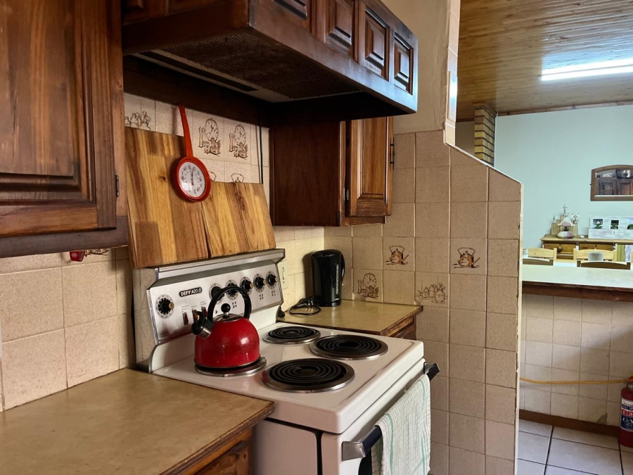 To Let 4 Bedroom Property for Rent in Theresa Park Gauteng